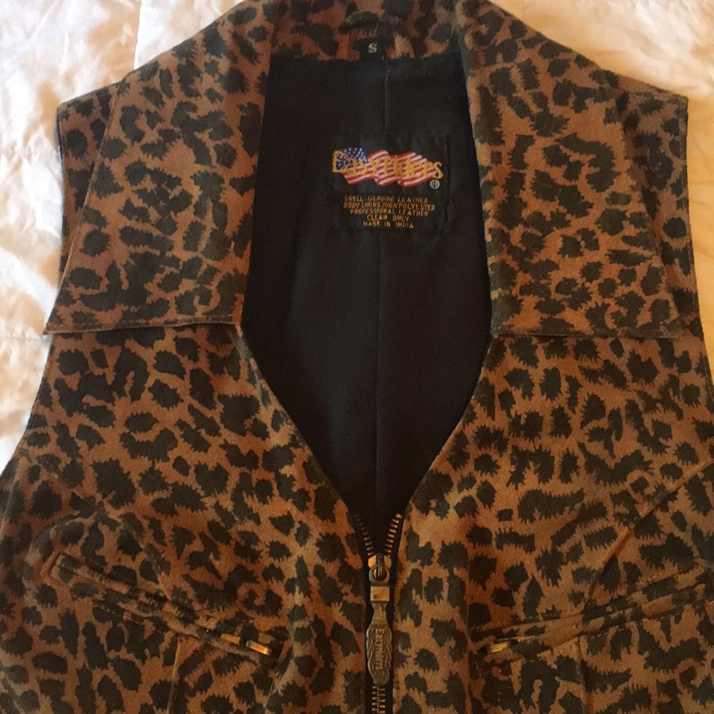 Leather leopard vest 